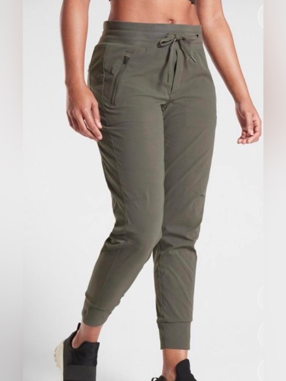 Athleta North Trekkie Jogger in Green/Gray | Size 4 (x1)